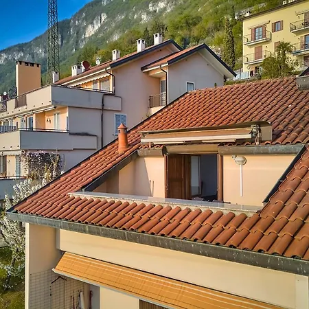 Cosy Apartment In Varenna Exterior photo
